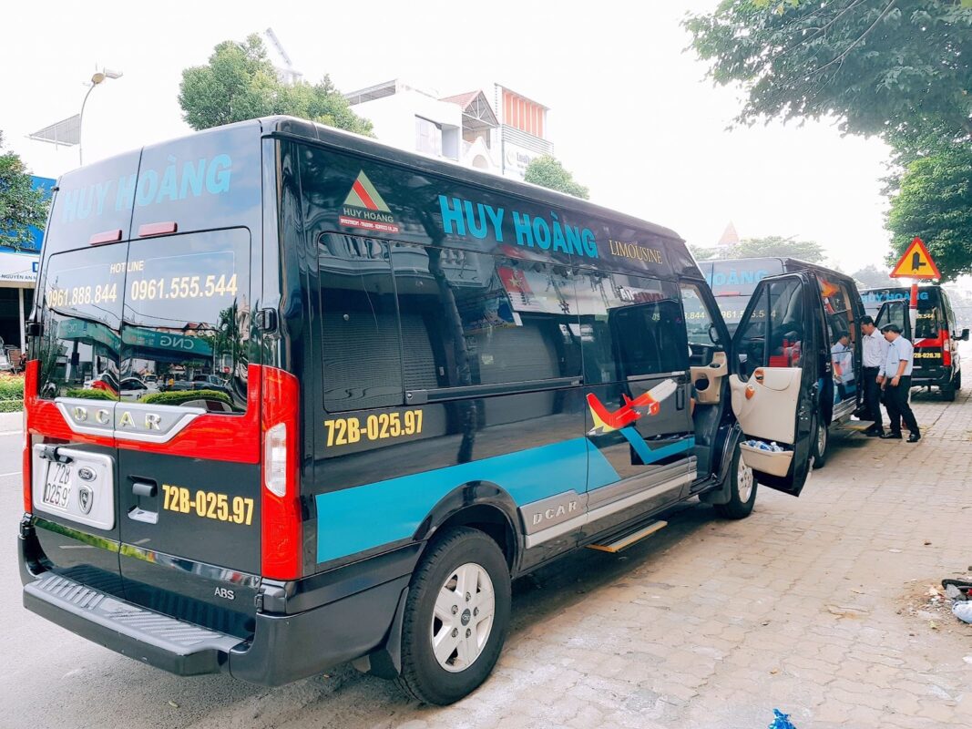 Nhà xe Huy Hoàng