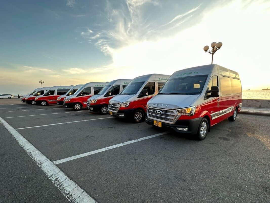 Bảo Bảo Vi Limousine